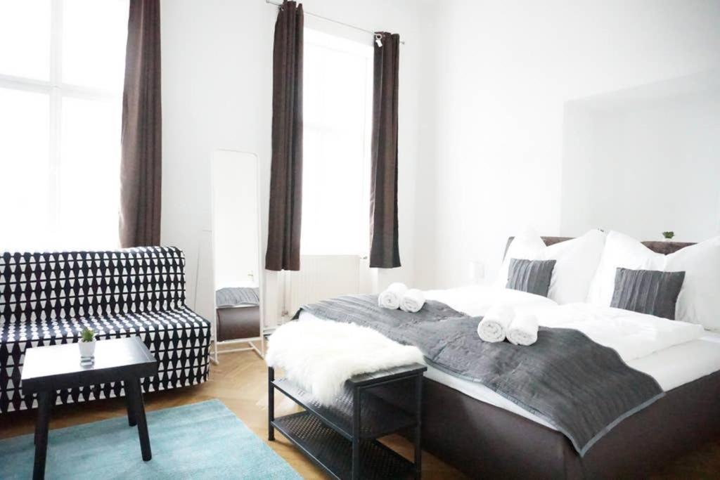 Urban City Apartment - Contactless Check-In Вена Экстерьер фото